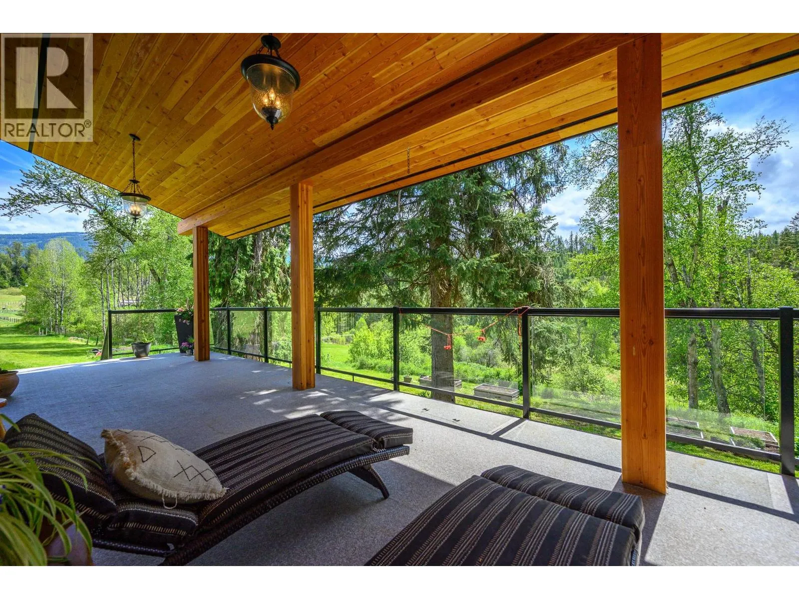522 North Fork Road