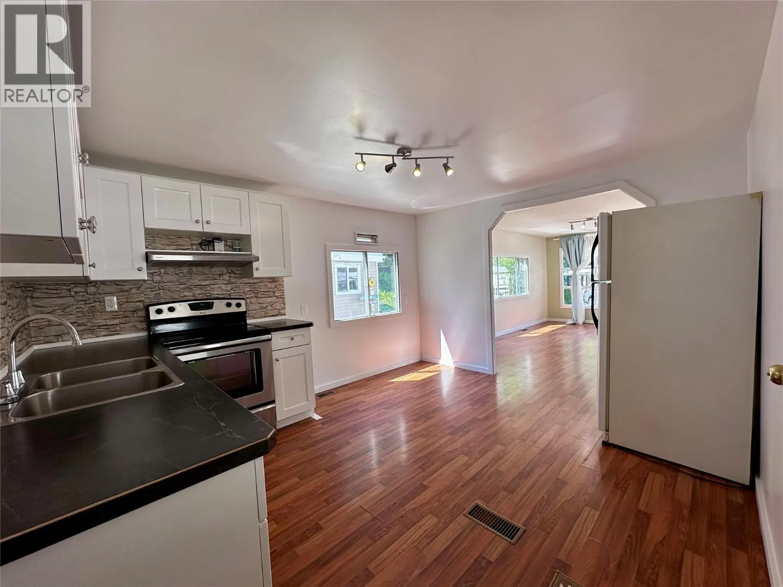 1101 Columbia Avenue Unit# 15