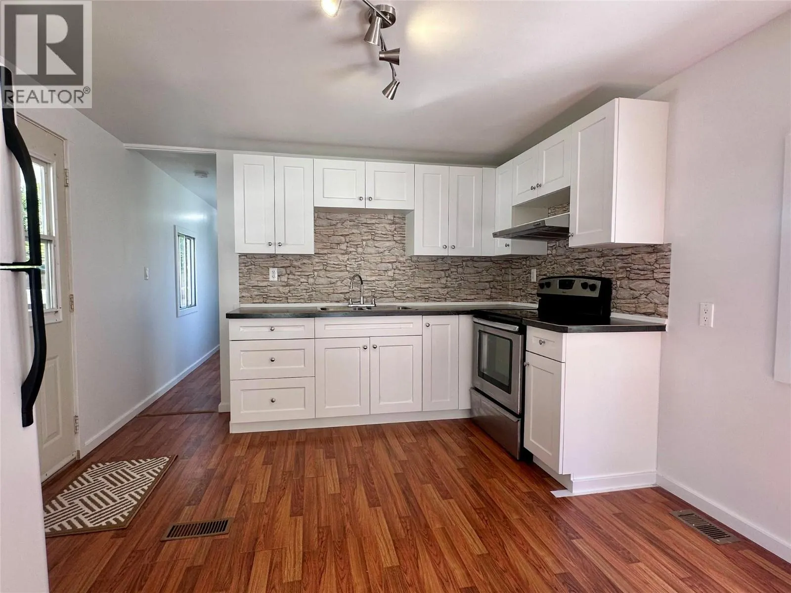 1101 Columbia Avenue Unit# 15