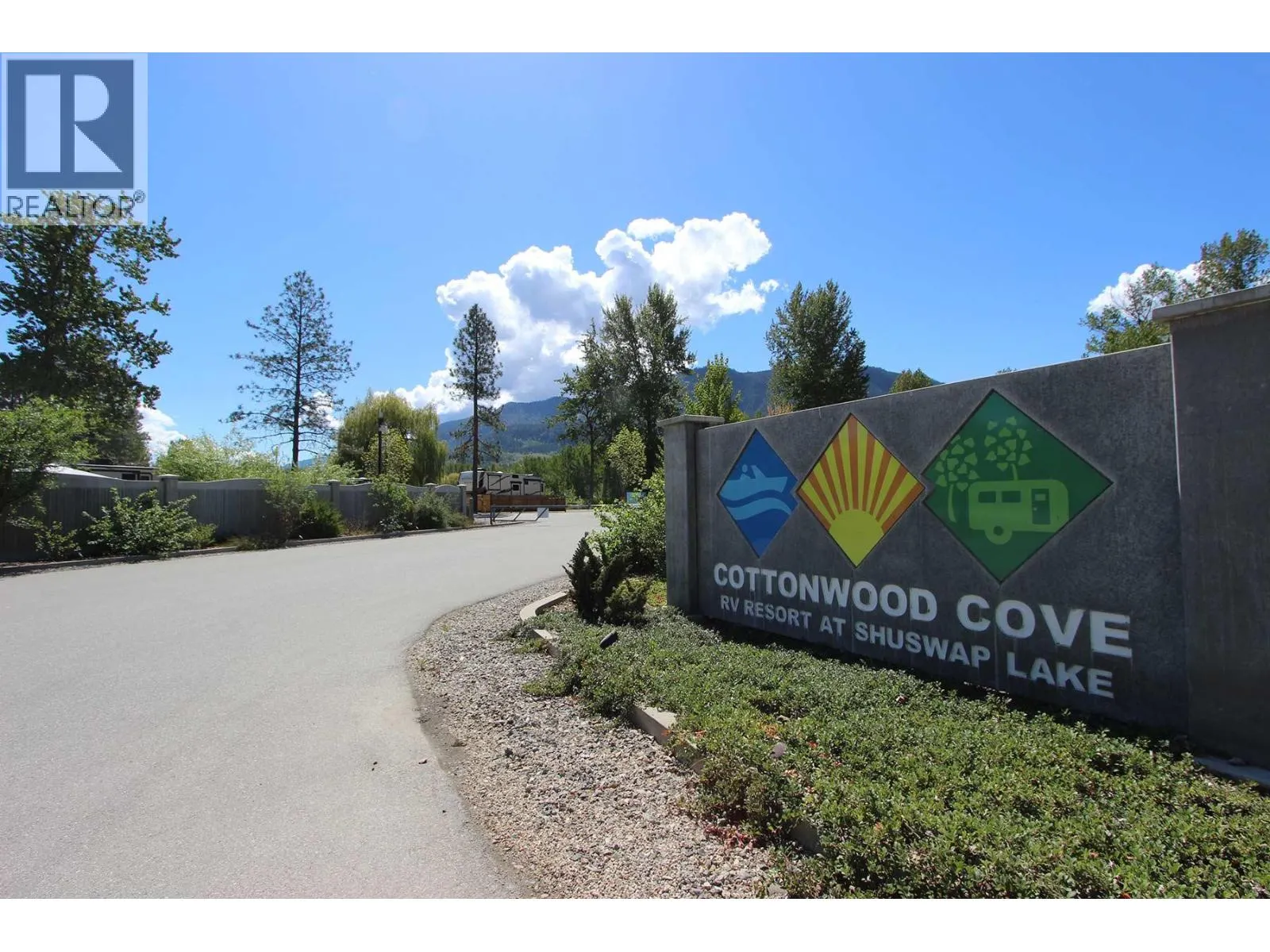 62 Cottonwood Drive