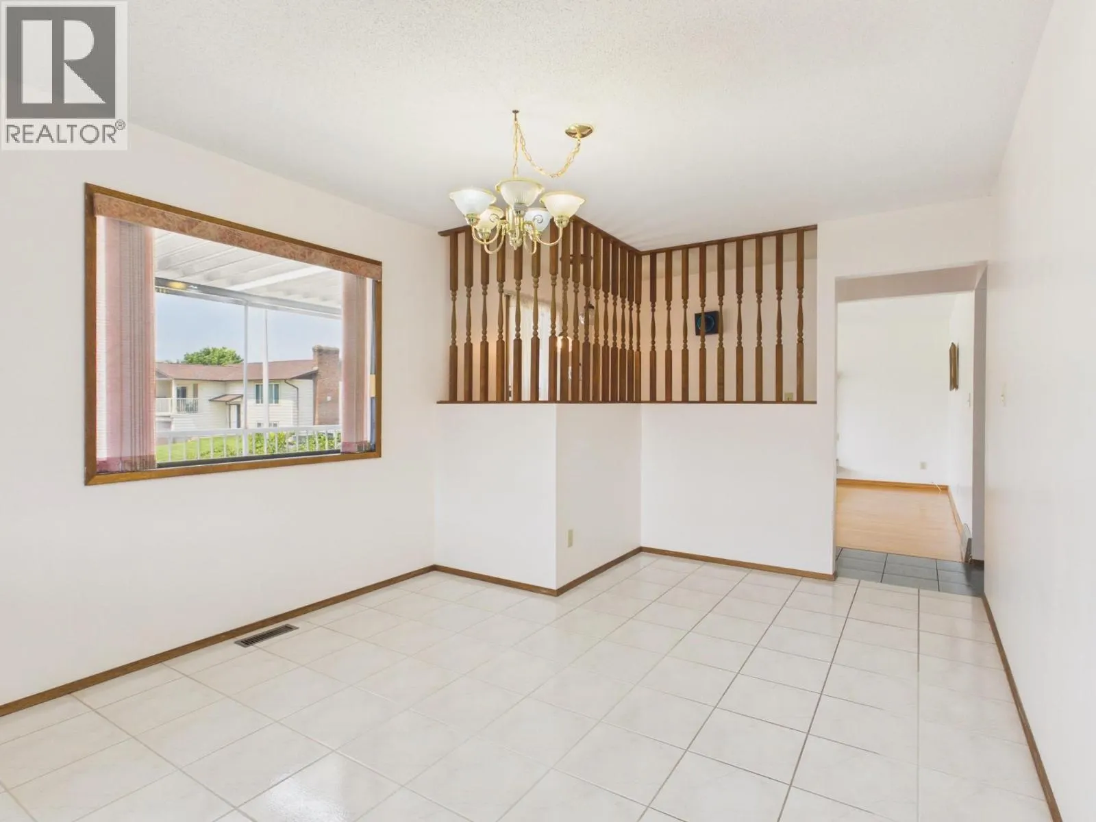 10 Spruce Court