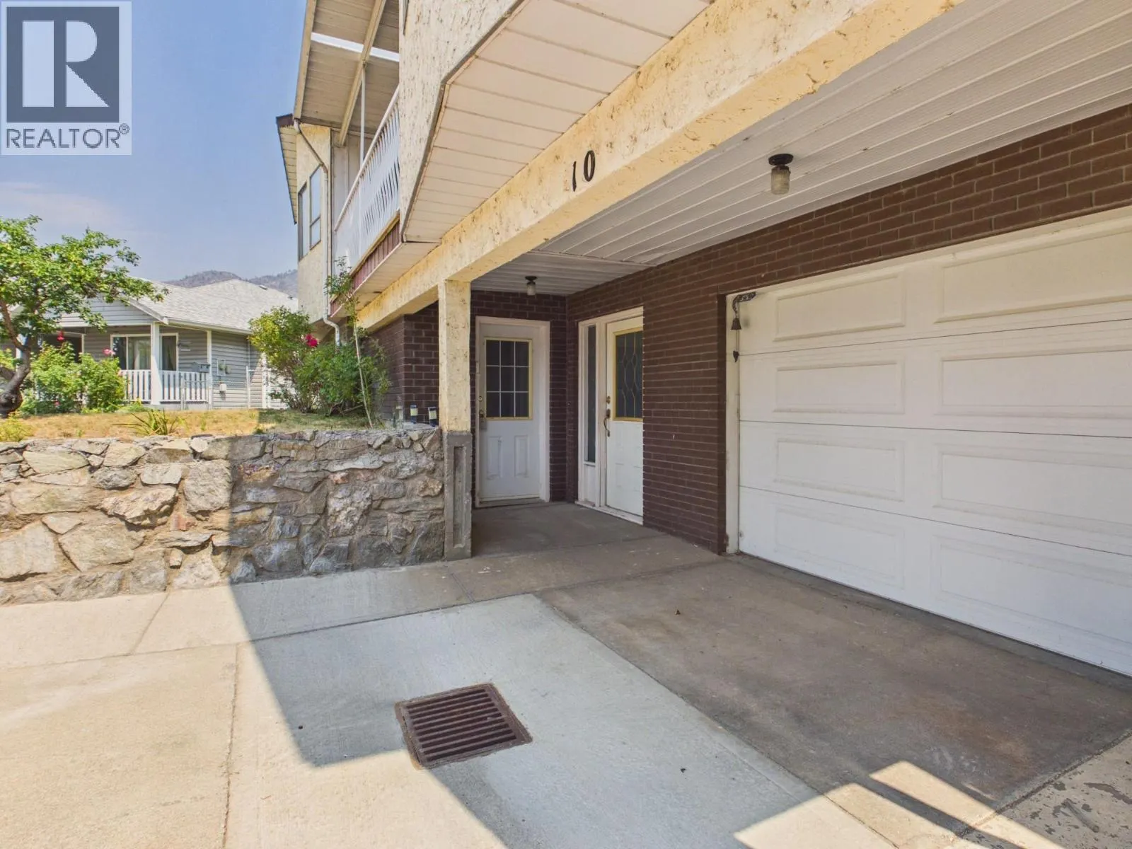 10 Spruce Court