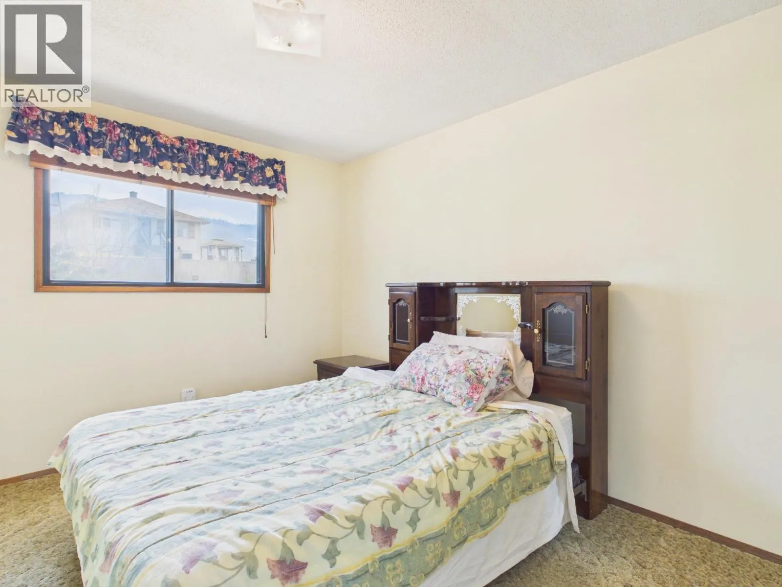 10 Spruce Court