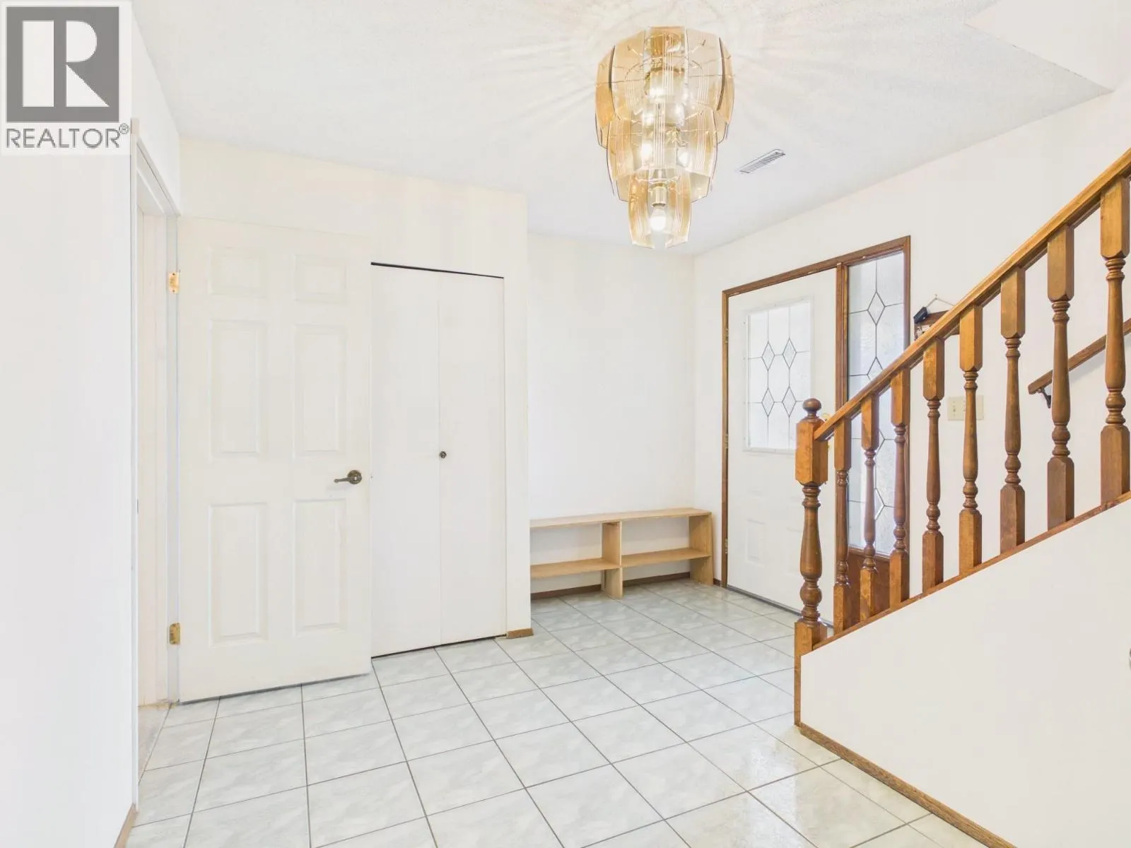 10 Spruce Court