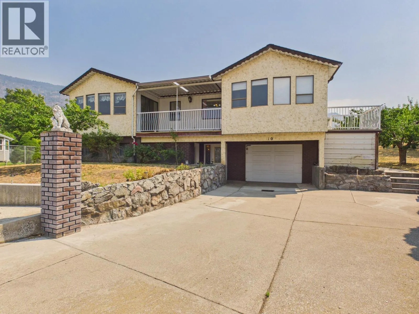 10 Spruce Court