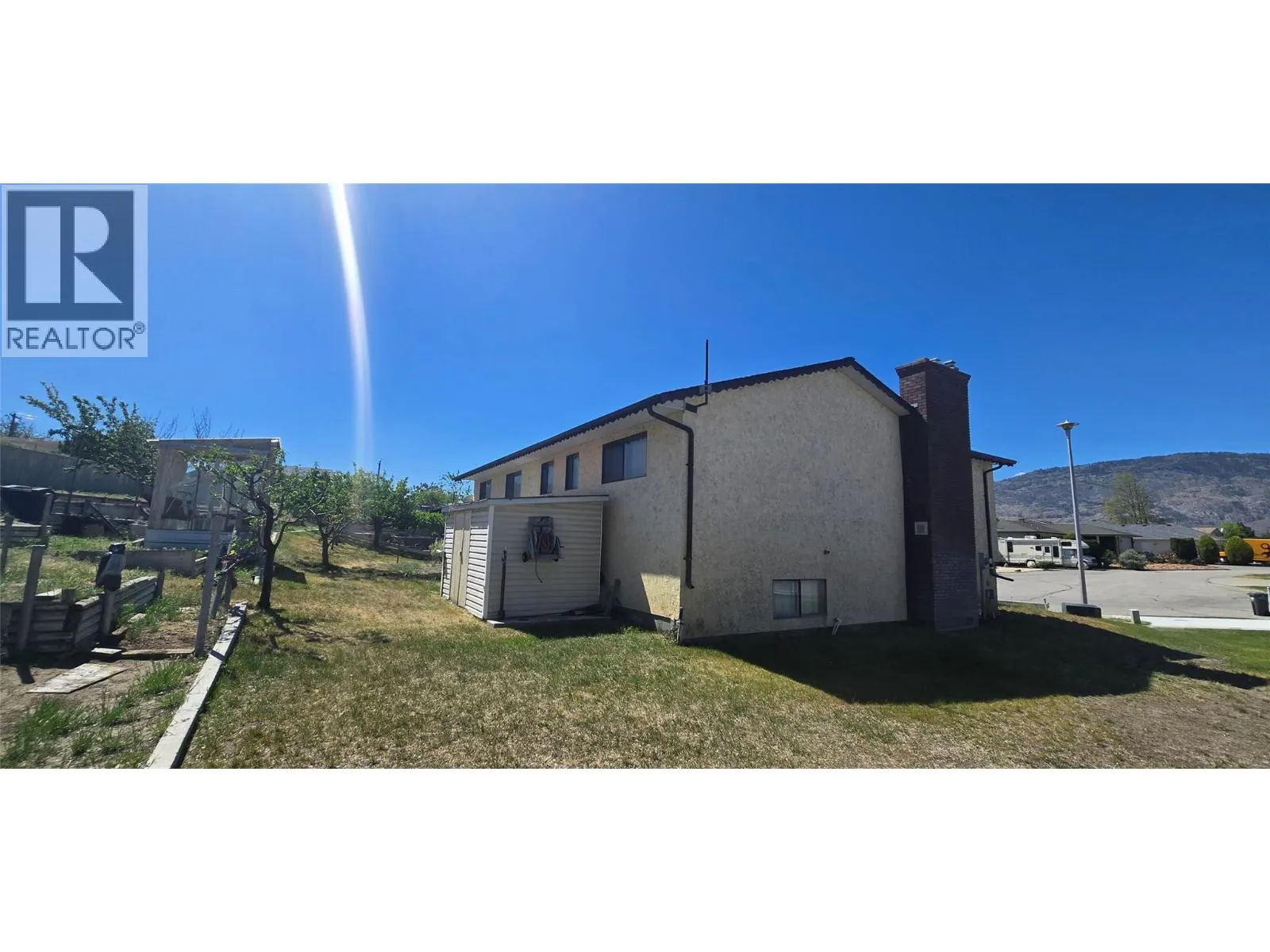 10 Spruce Court