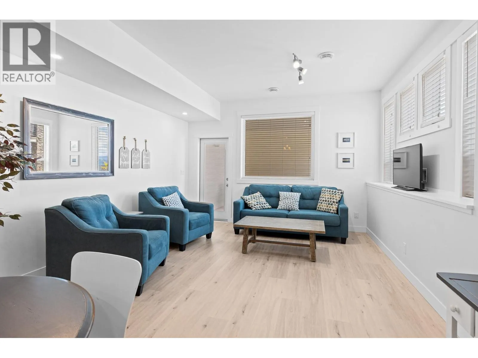 647 Mt Ida Drive
