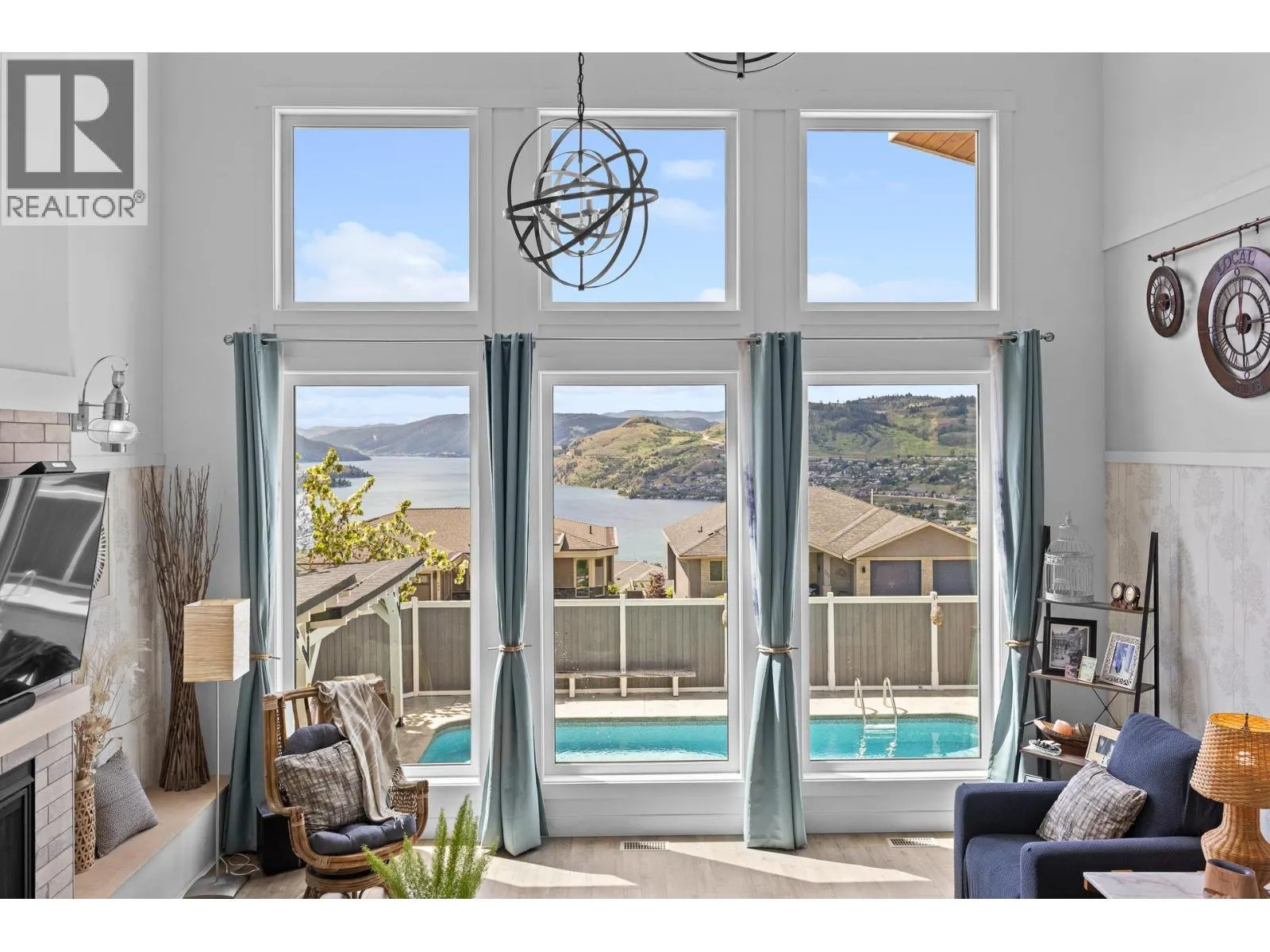 647 Mt Ida Drive