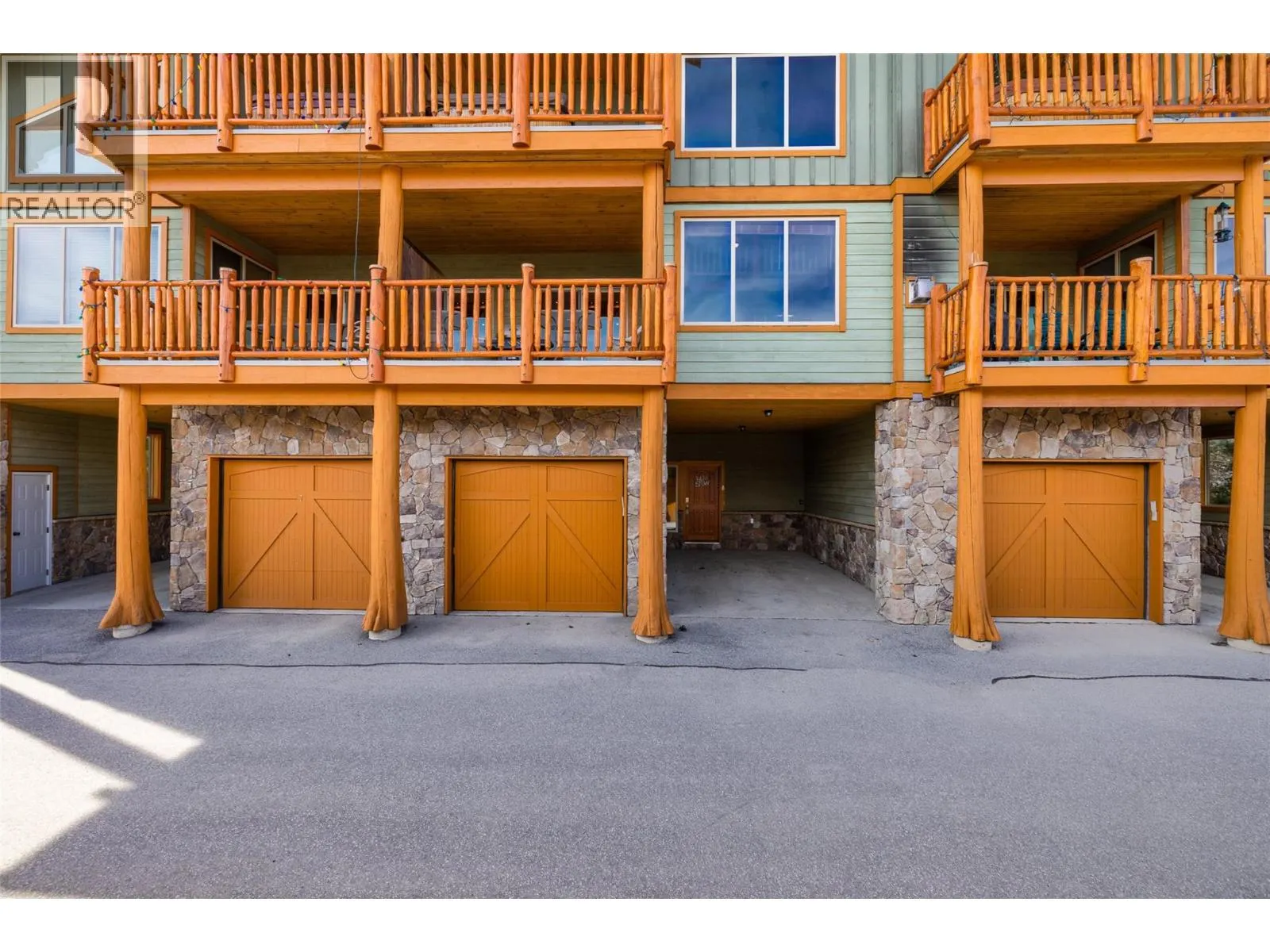 5940 Snow Pines Way Unit# 8