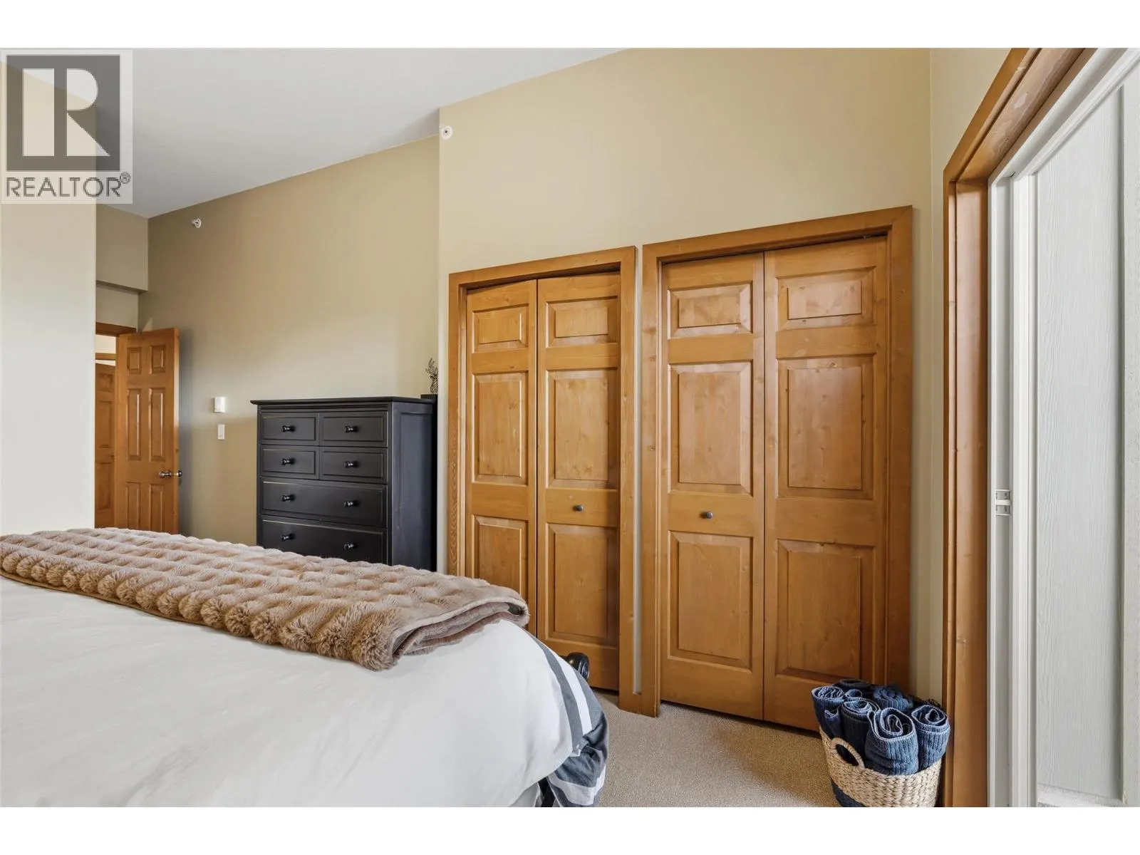 5940 Snow Pines Way Unit# 8