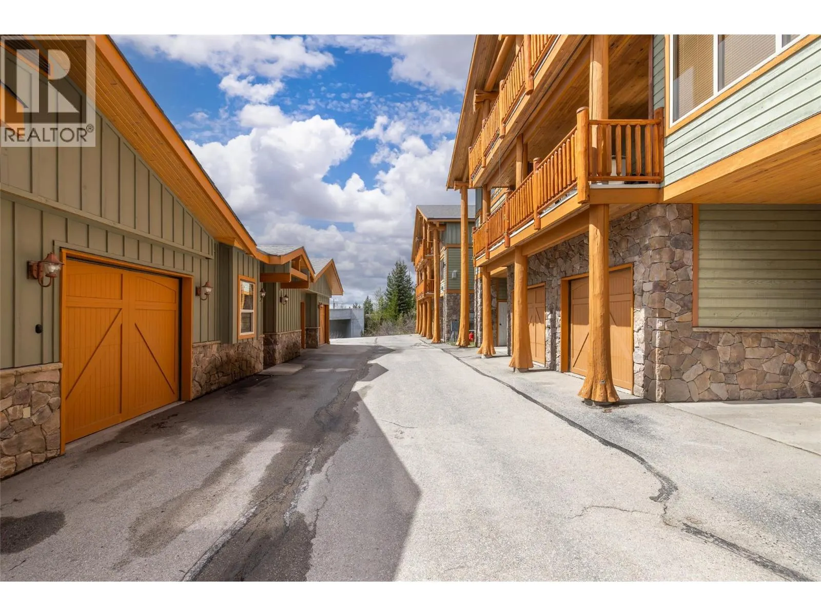 5940 Snow Pines Way Unit# 8