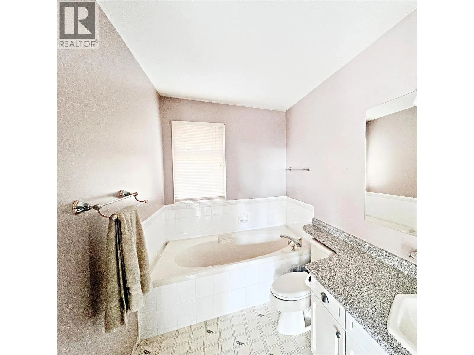 5621 Harrington Court
