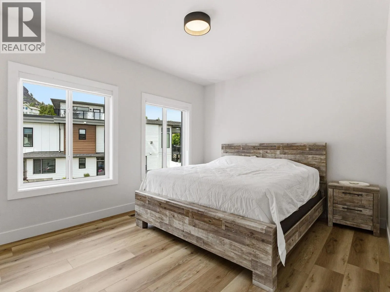 1032 Oak Barrel Lane