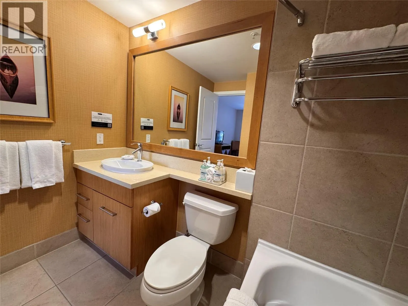 15 Park Place Unit# 113