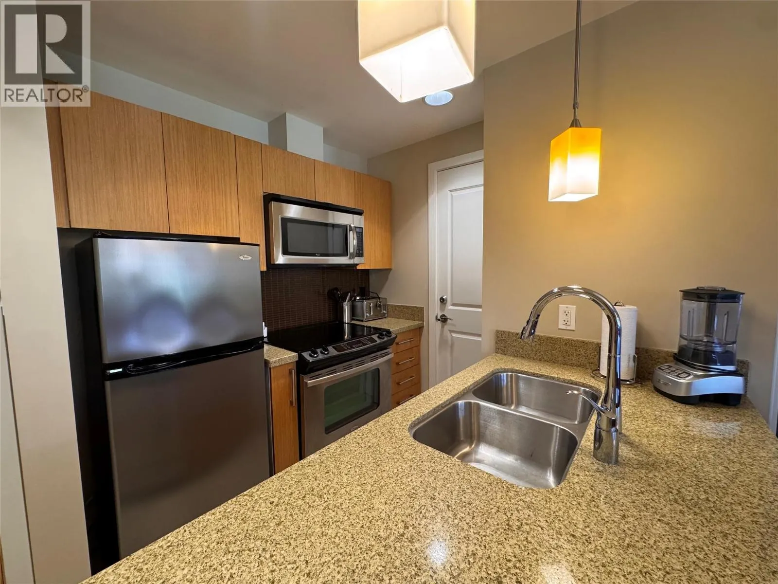 15 Park Place Unit# 113