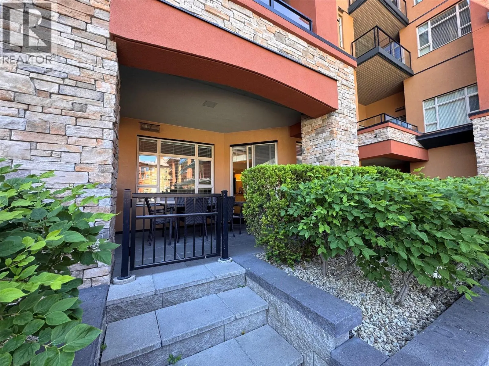 15 Park Place Unit# 113