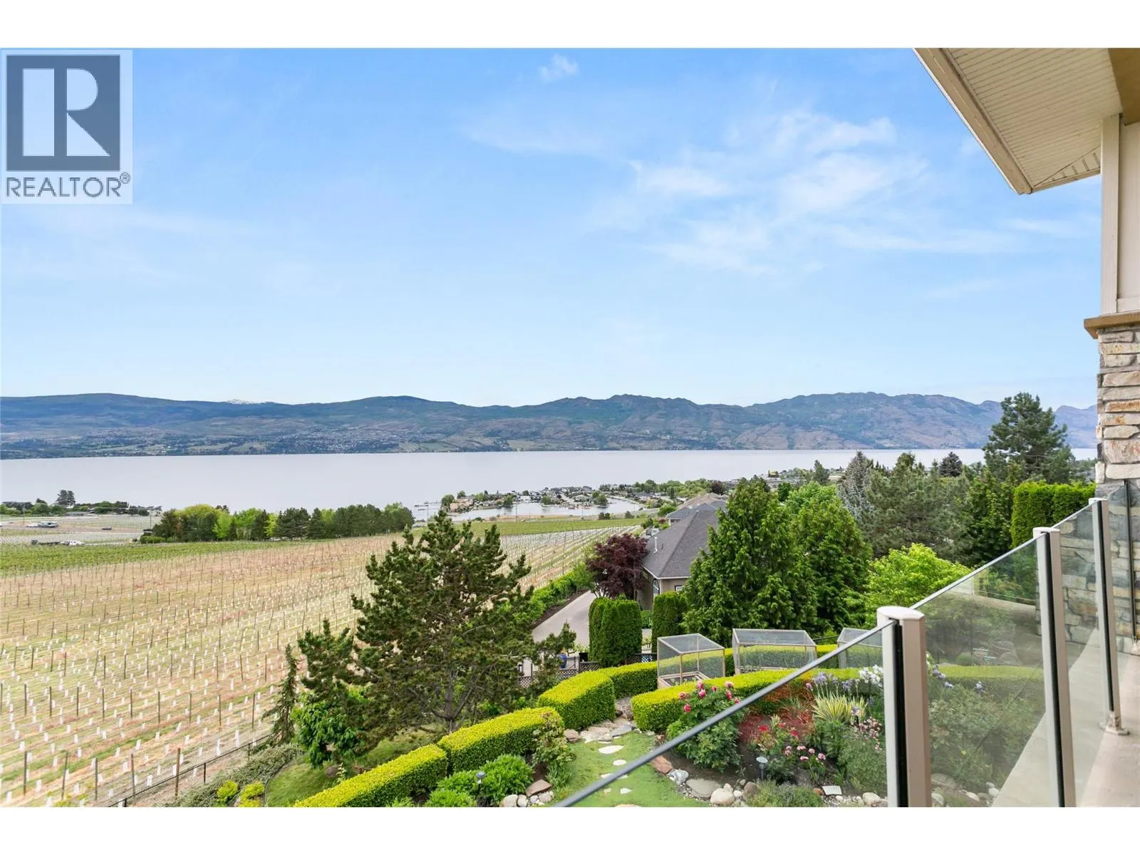 3298 Shiraz Court