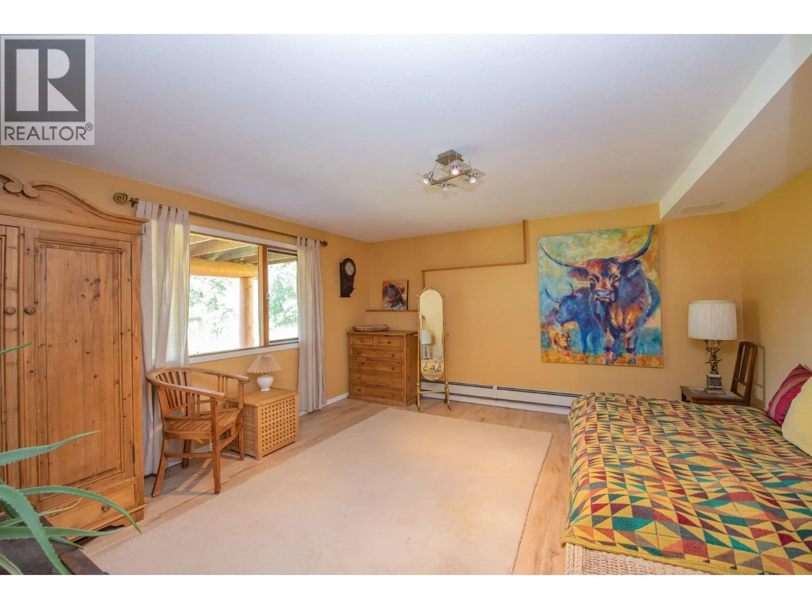 592 Bear Valley Road