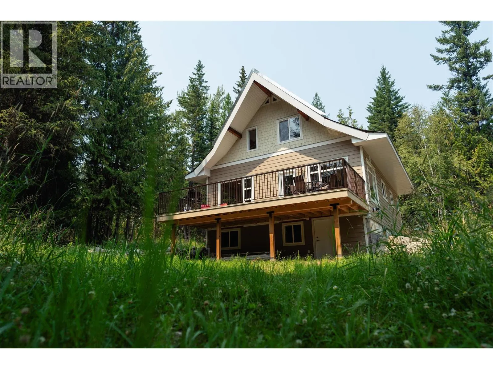 592 Bear Valley Road