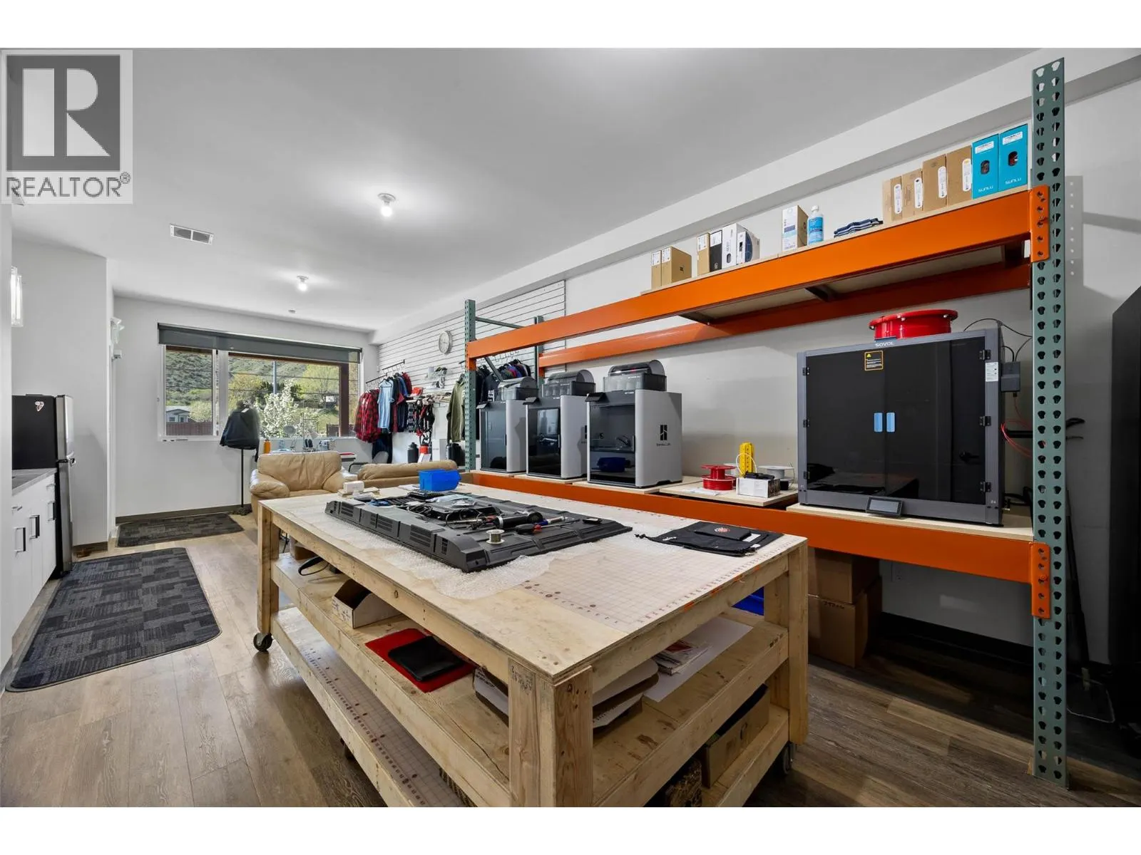 7450 Dallas Drive
