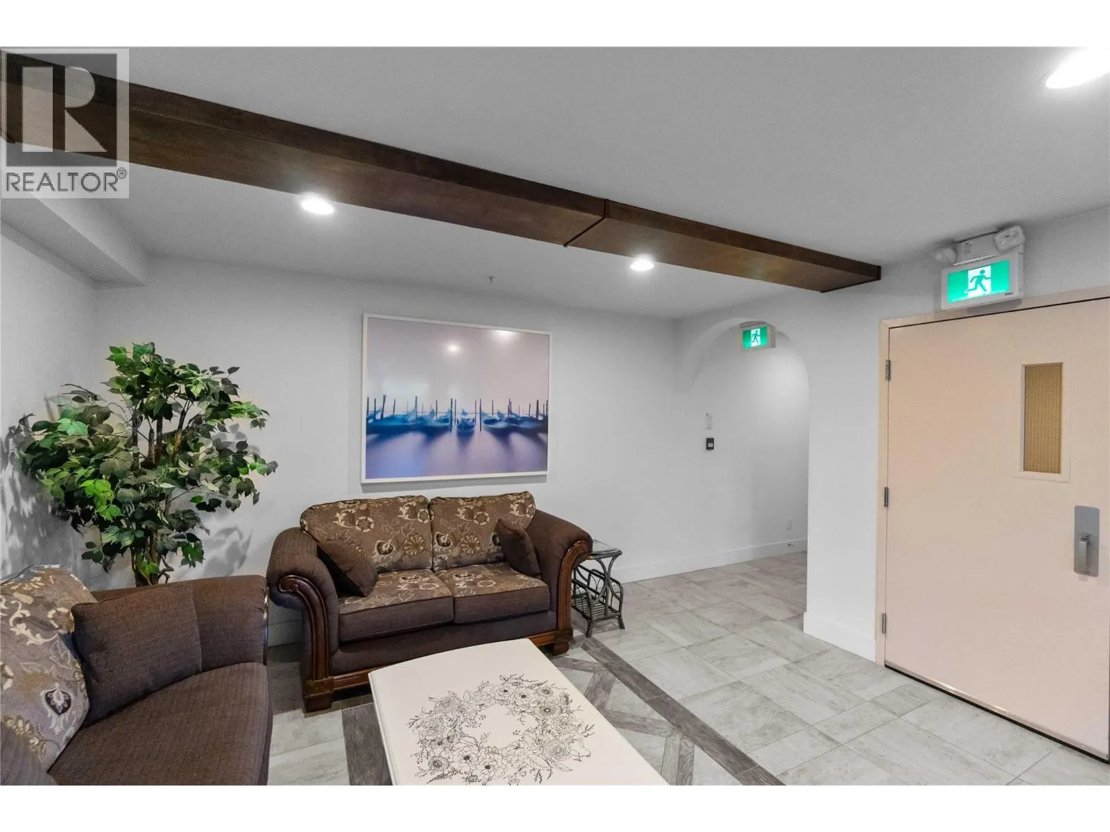 330 4 Avenue SE Unit# 202