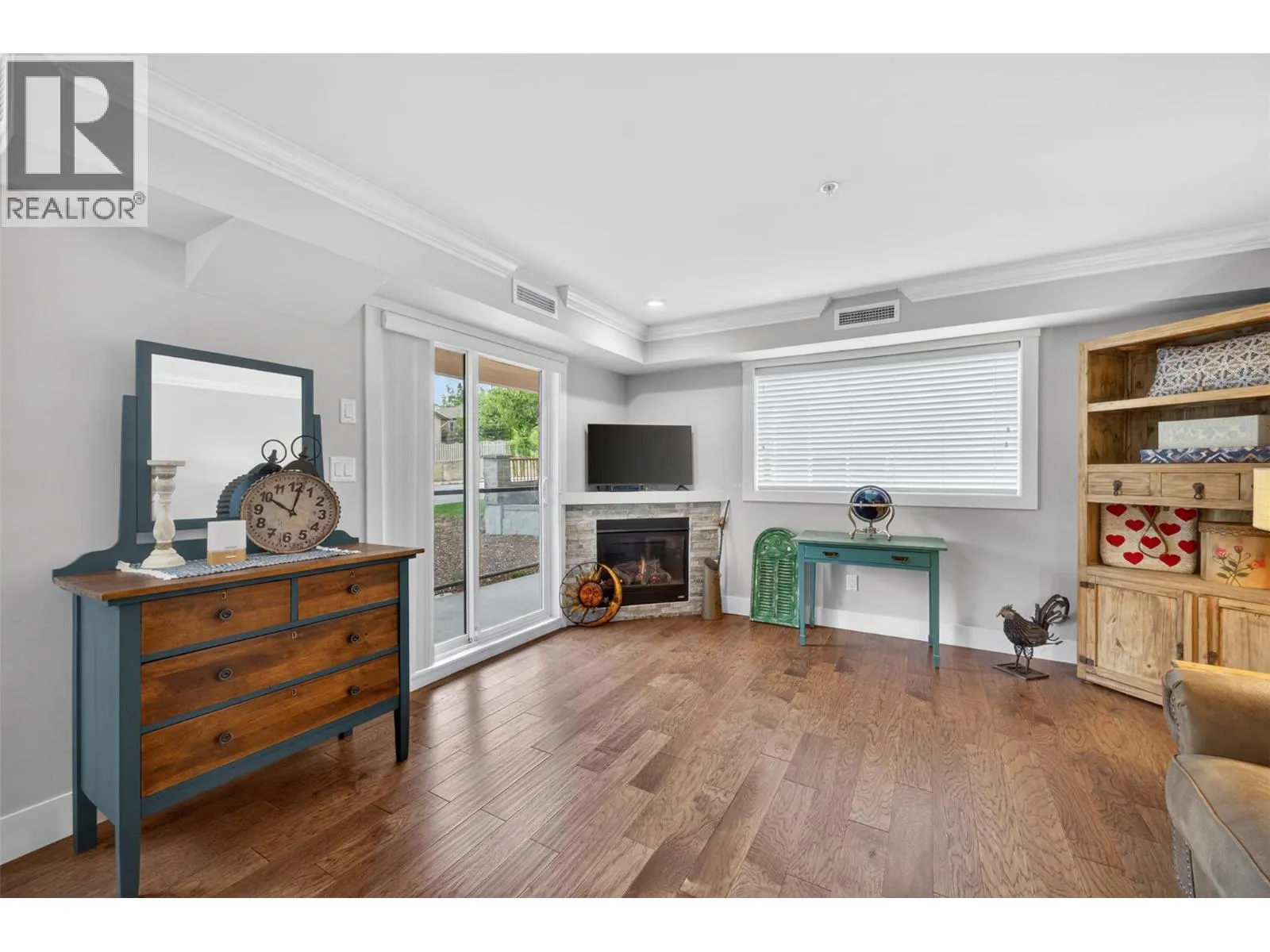 330 4 Avenue SE Unit# 202