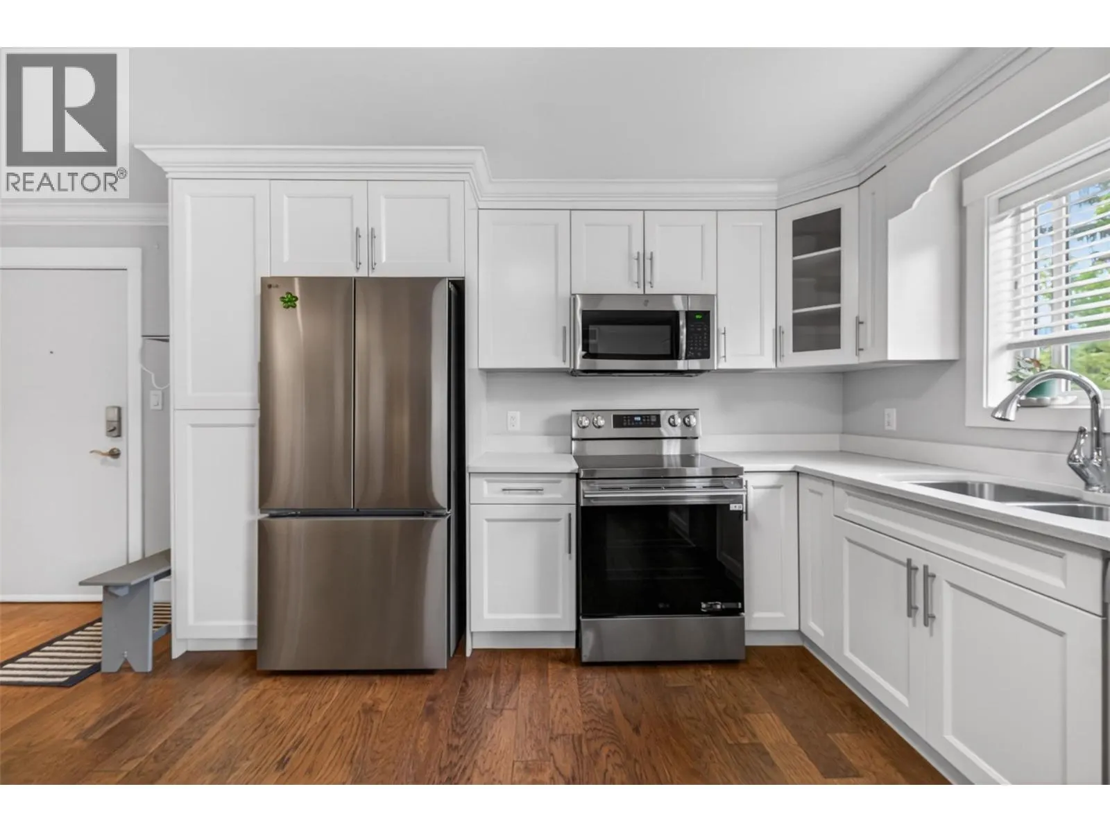 330 4 Avenue SE Unit# 202