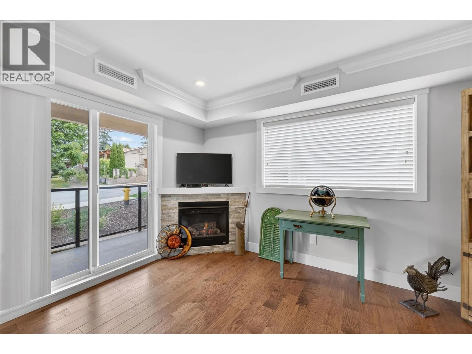 330 4 Avenue SE Unit# 202