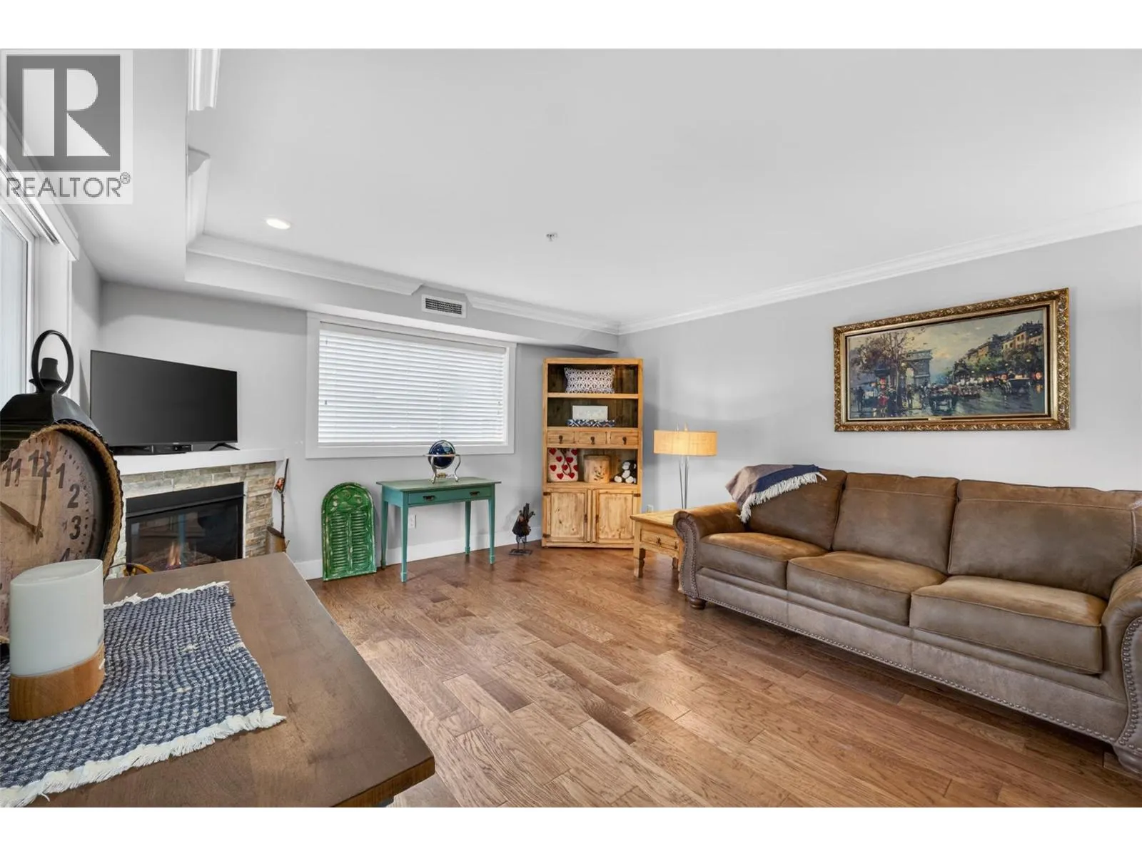 330 4 Avenue SE Unit# 202