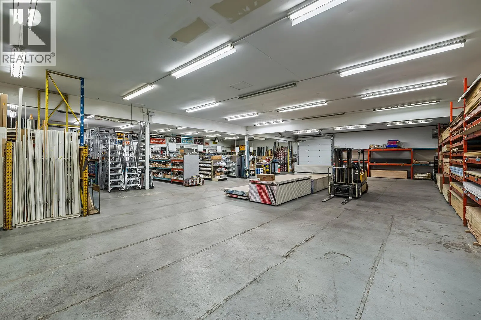 1304, 1320, 1334 Industrial Road