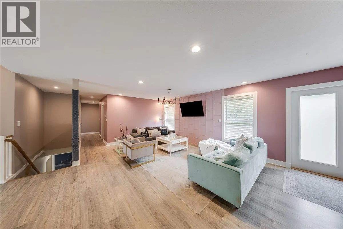 816 COLUMBIA Road