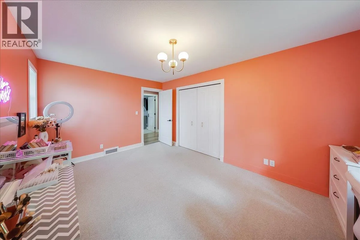 816 COLUMBIA Road