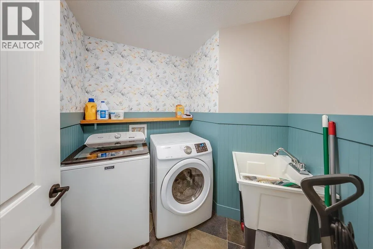 816 COLUMBIA Road