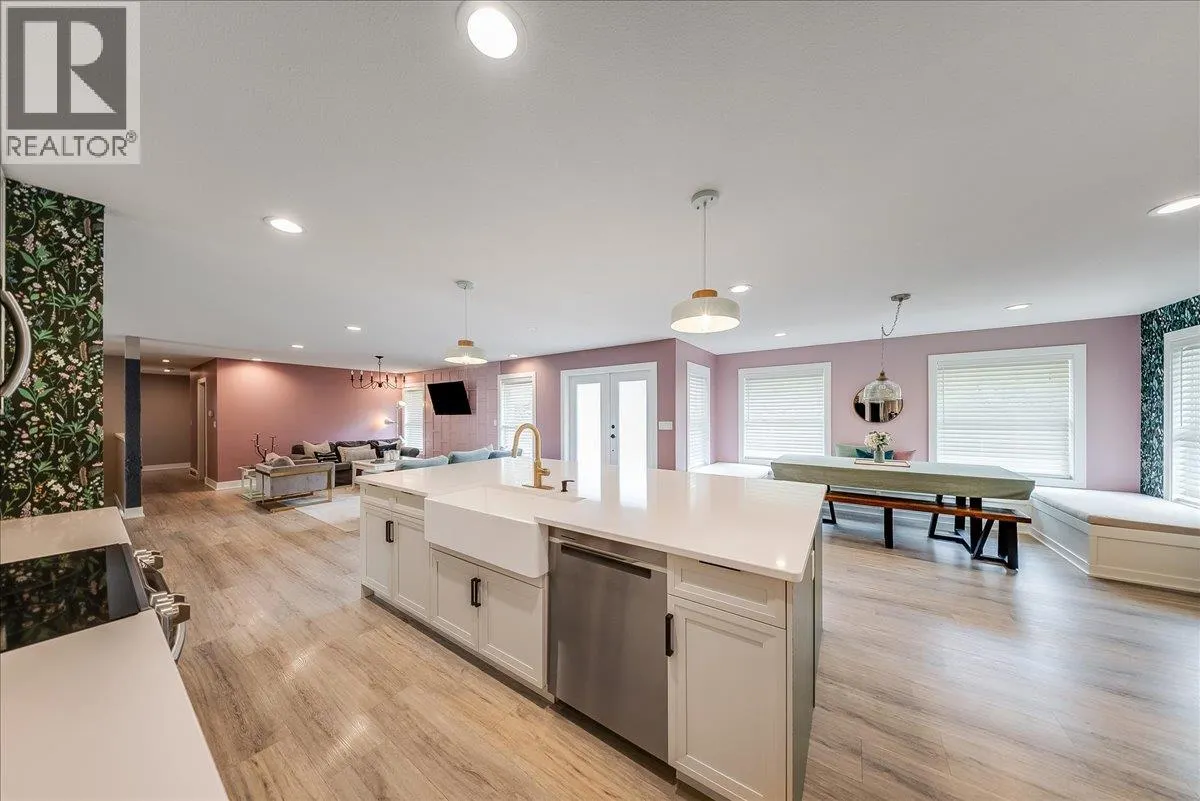 816 COLUMBIA Road