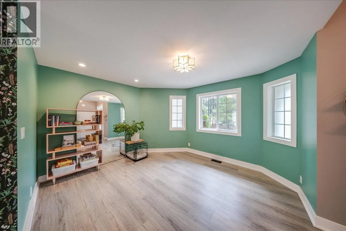 816 COLUMBIA Road