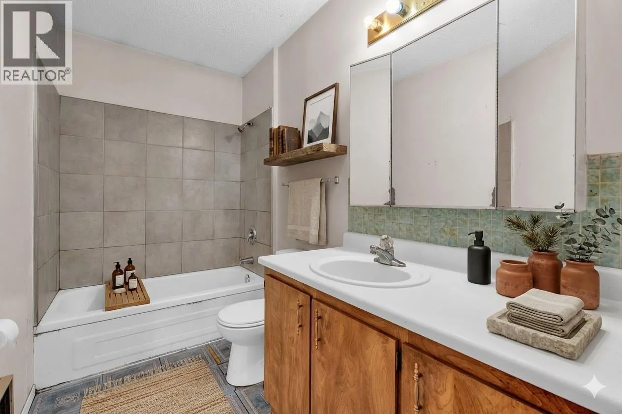 176 Jacobson Rd