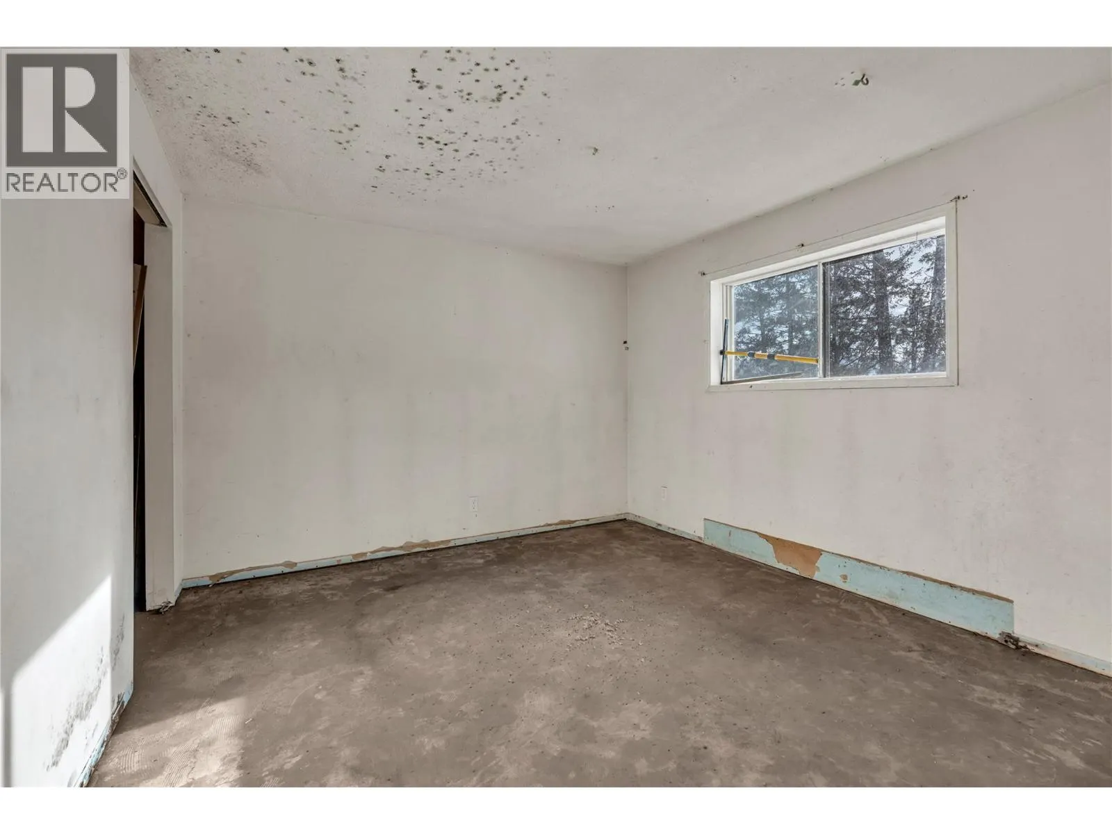176 Jacobson Rd