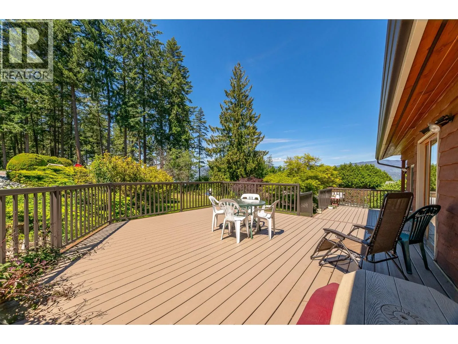 2392 Mt Tuam Crescent