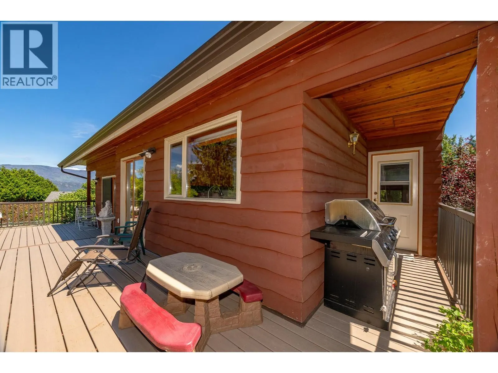 2392 Mt Tuam Crescent