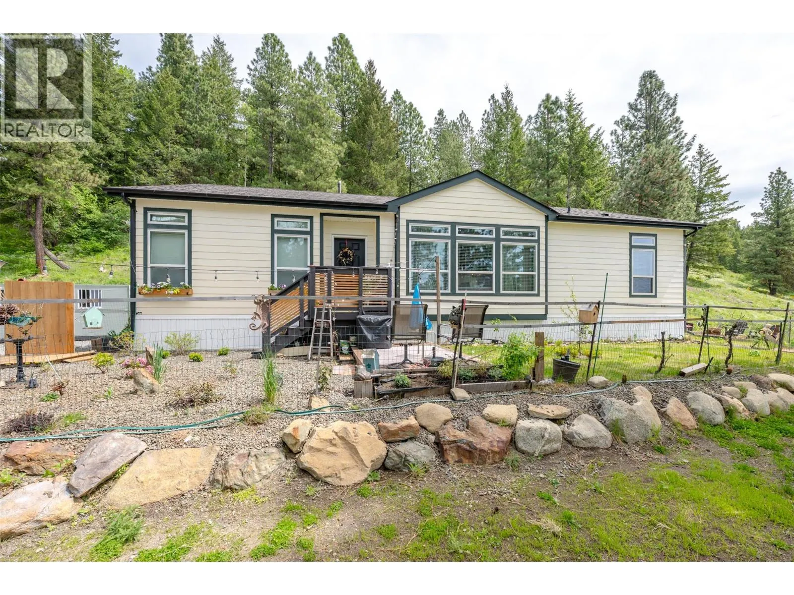 1020 BULLMOOSE Way