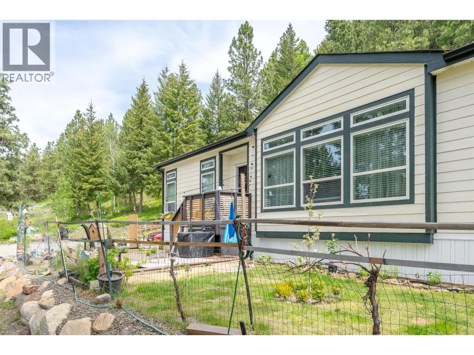 1020 BULLMOOSE Way