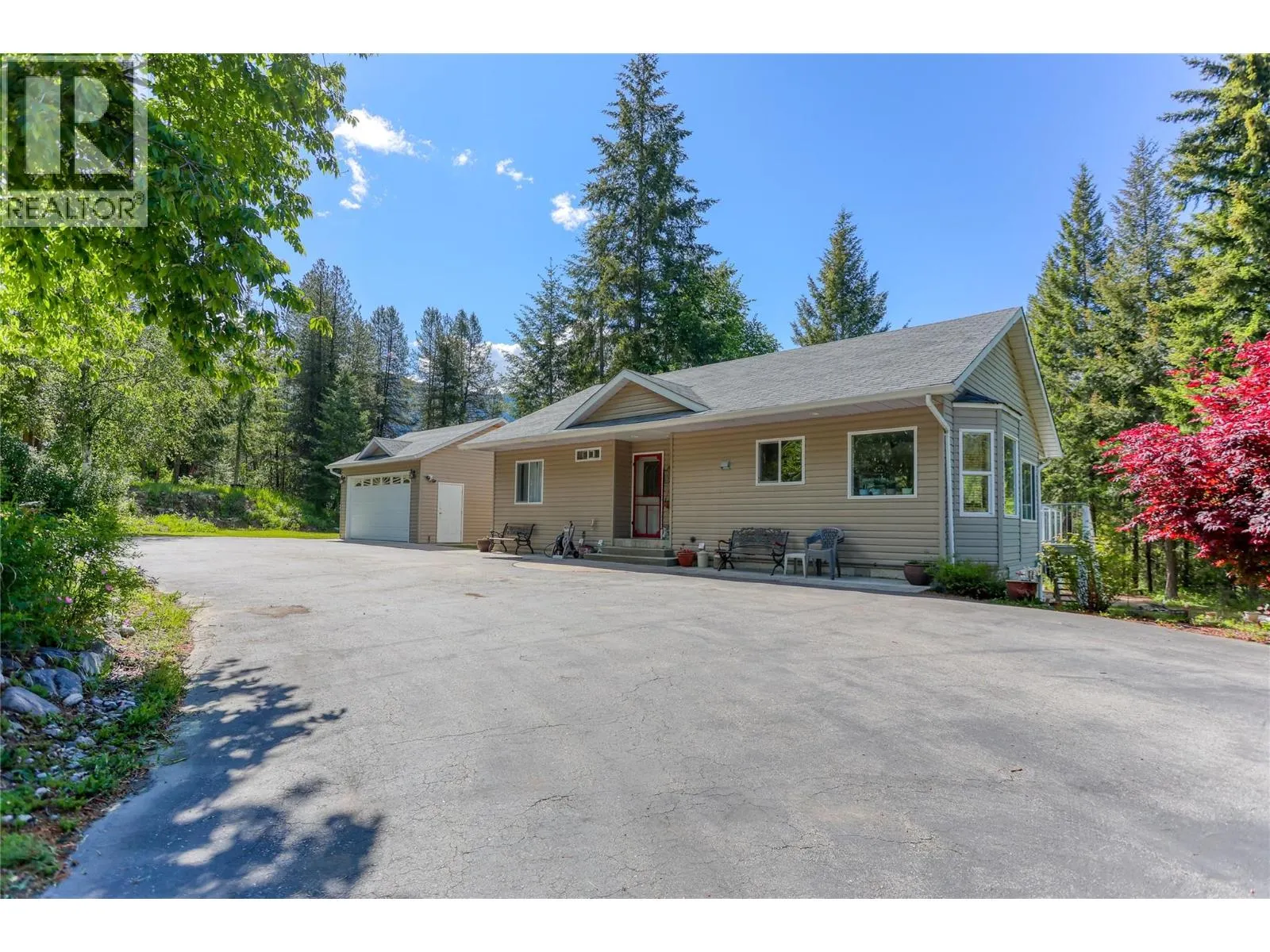 2693 Osachoff Road