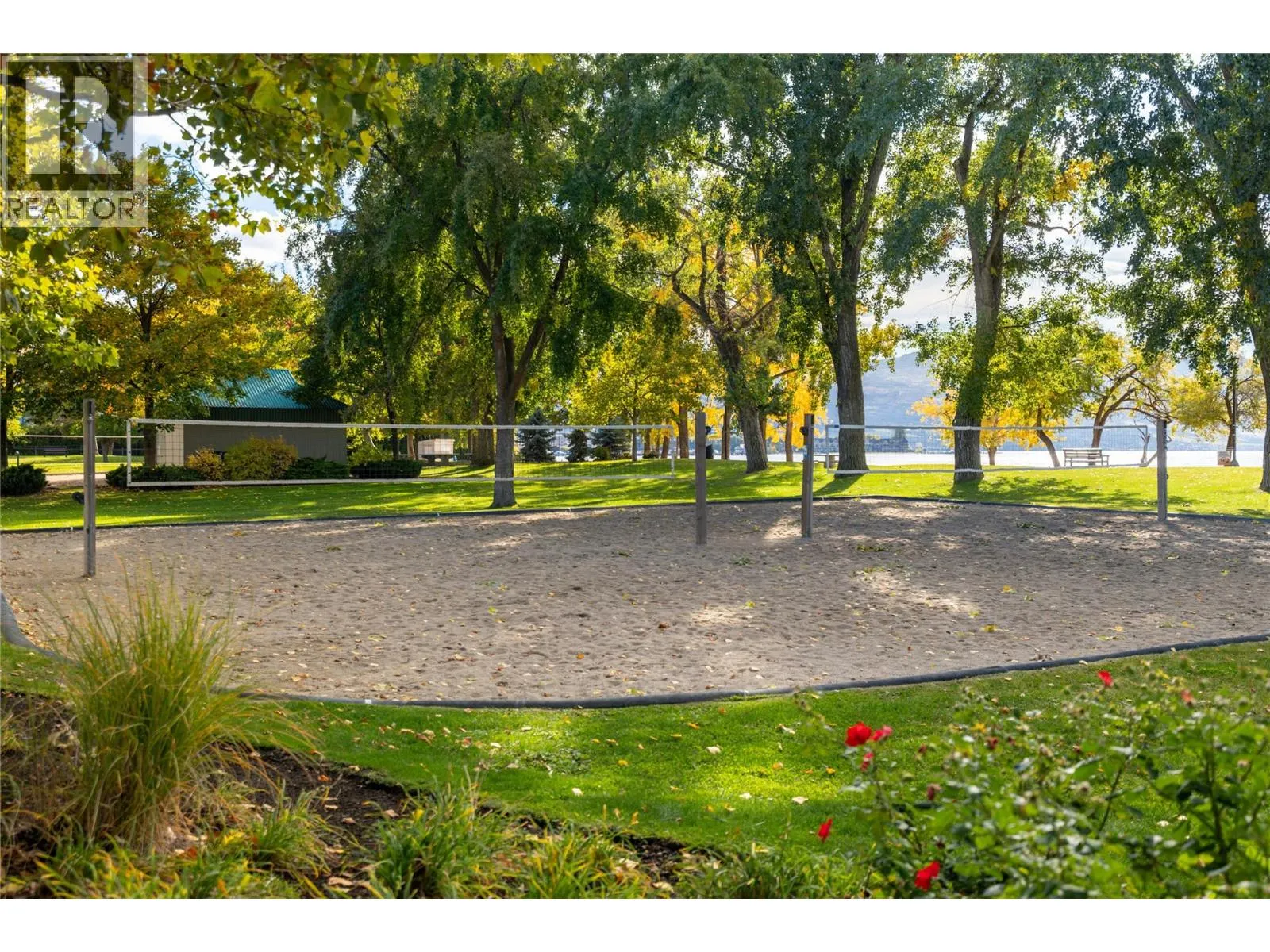 3340 Lakeshore Road Unit# 709