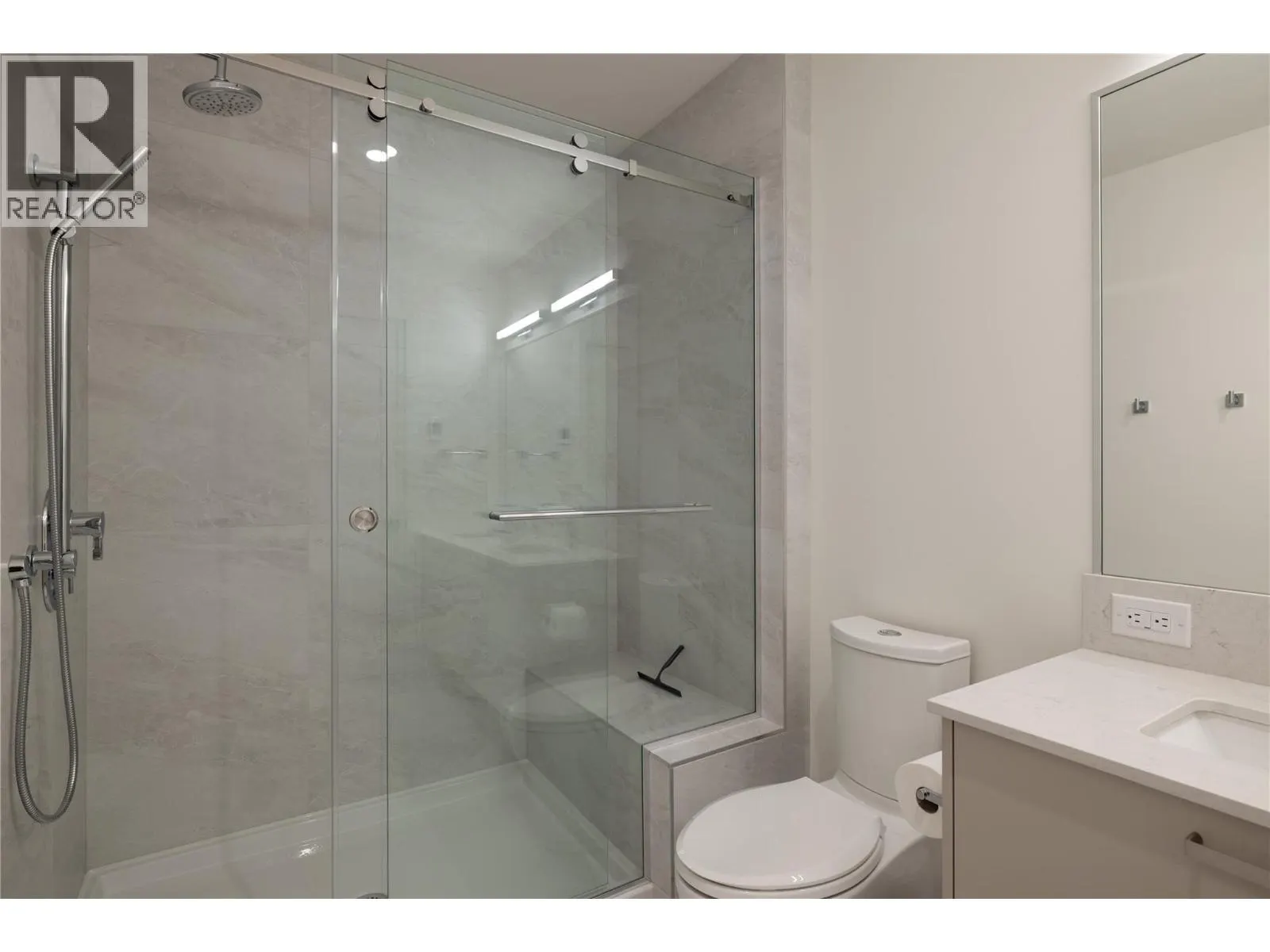 3340 Lakeshore Road Unit# 709