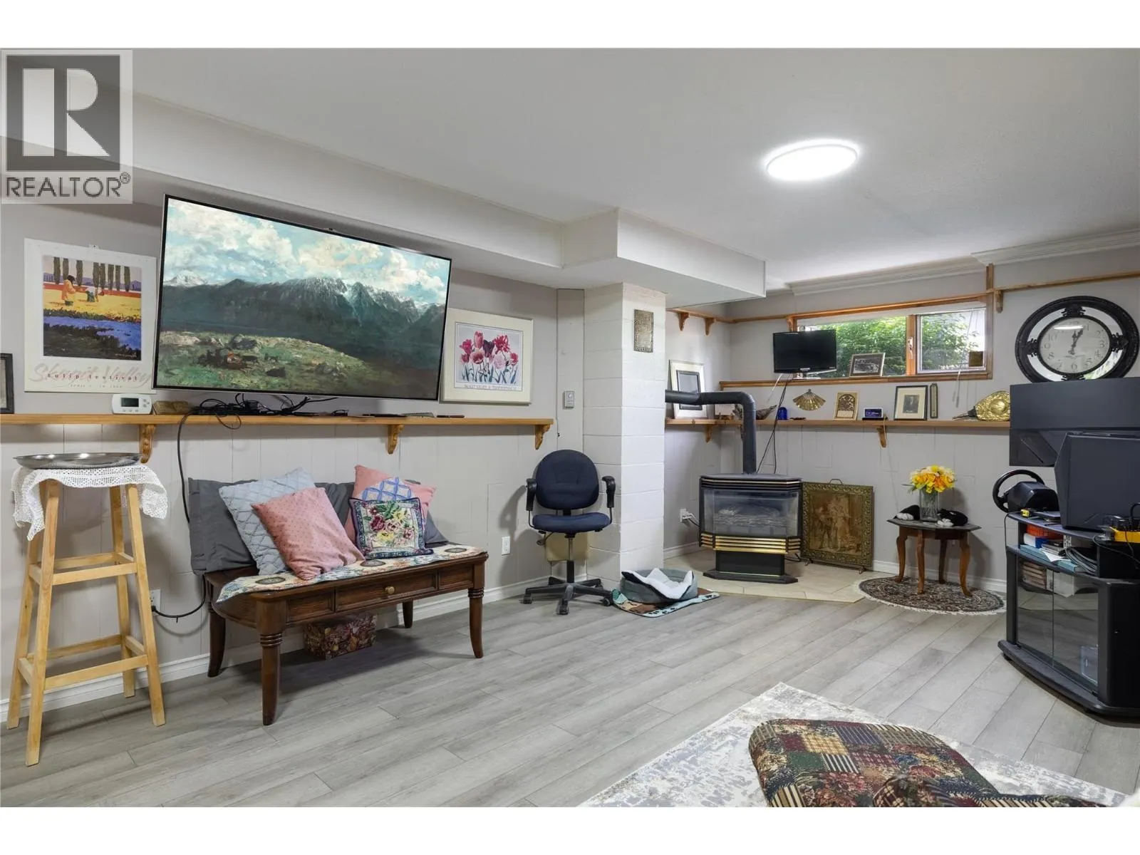 3944 Cascade Drive
