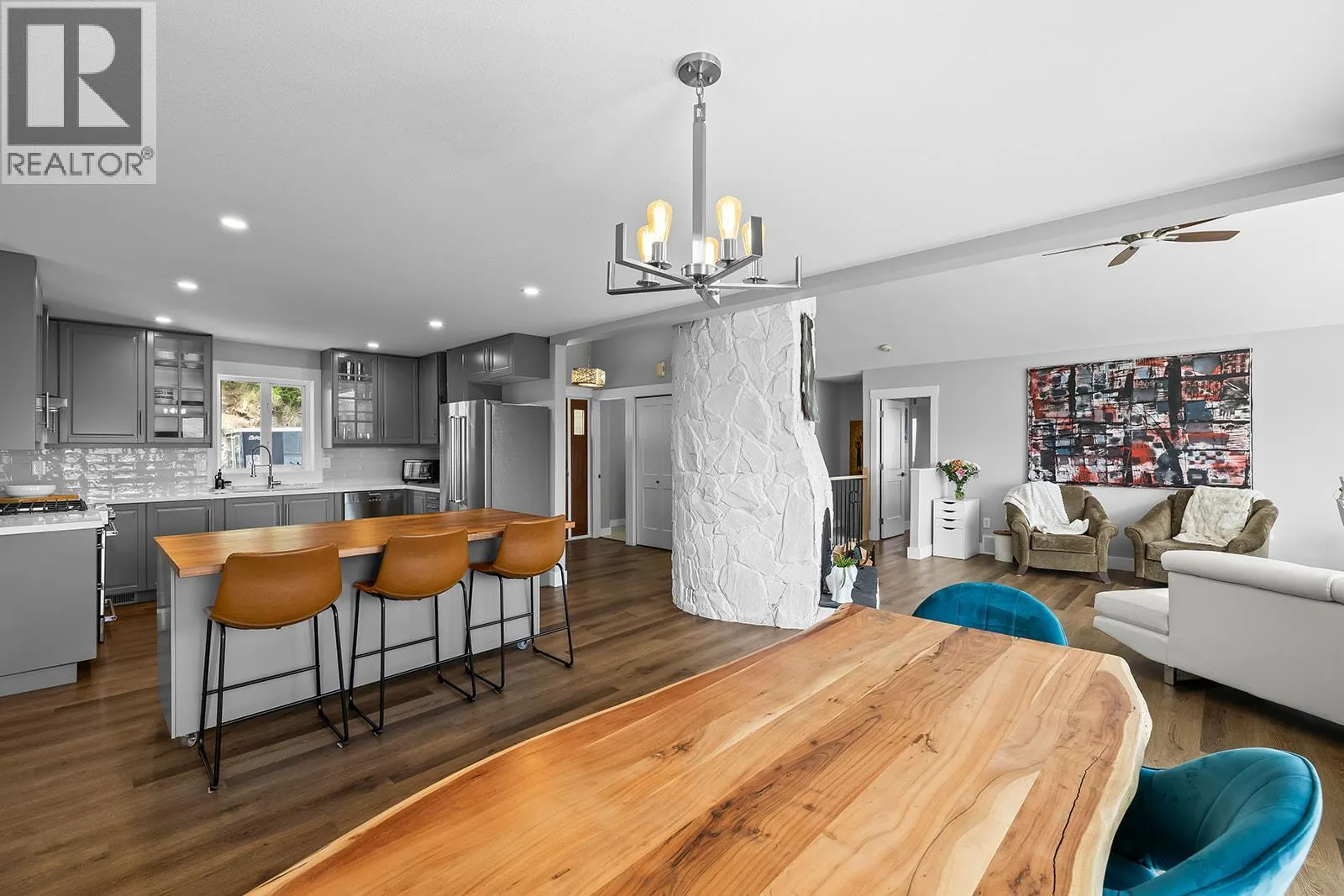 4618 Ponderosa Drive