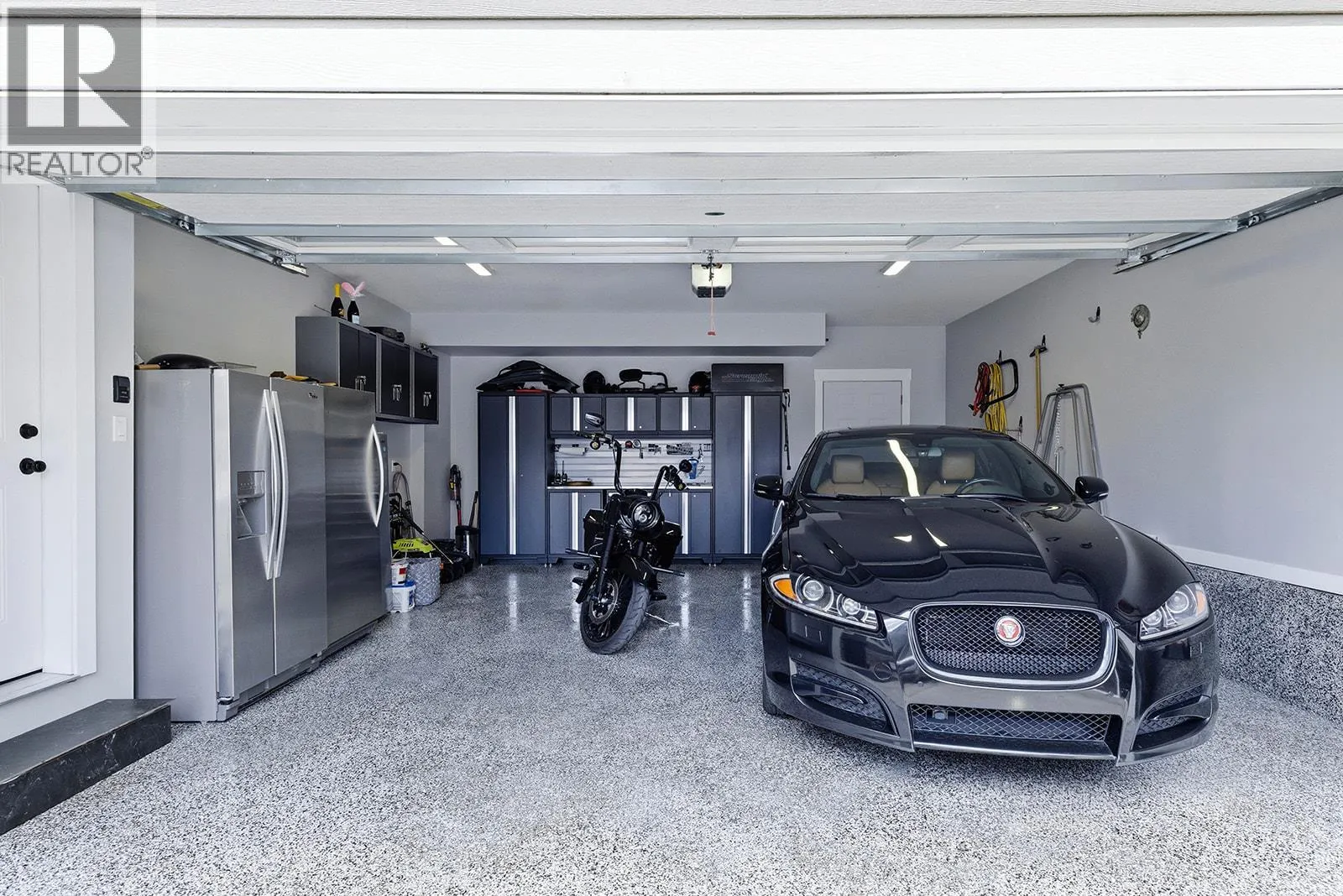4618 Ponderosa Drive