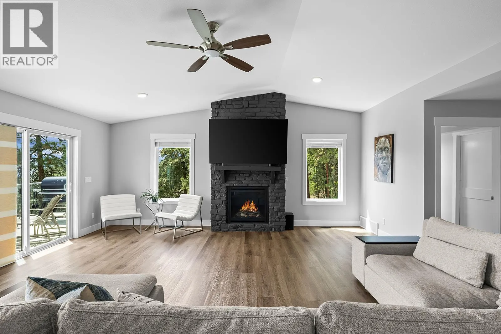 4618 Ponderosa Drive