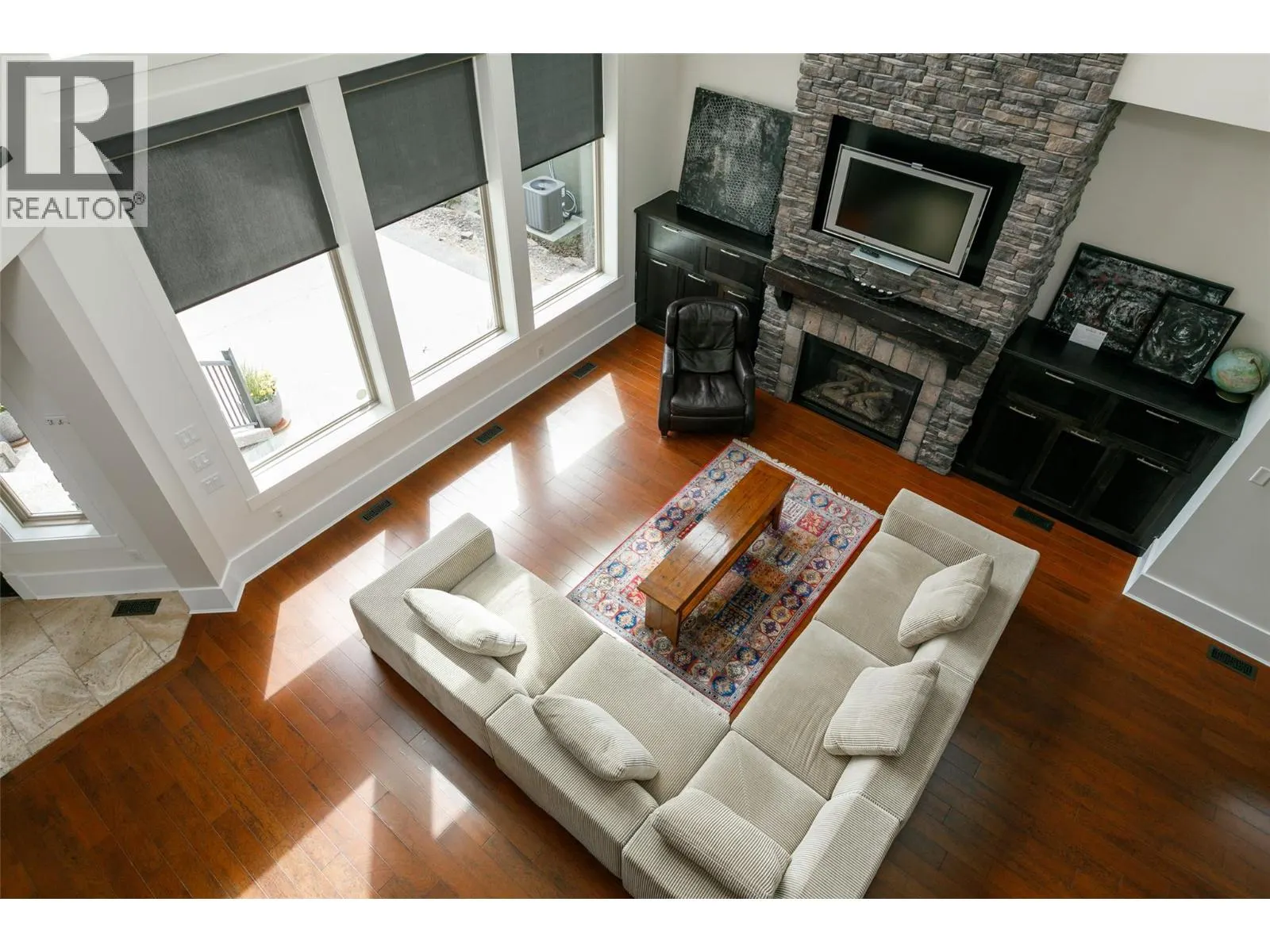 3192 Vineyard View Drive