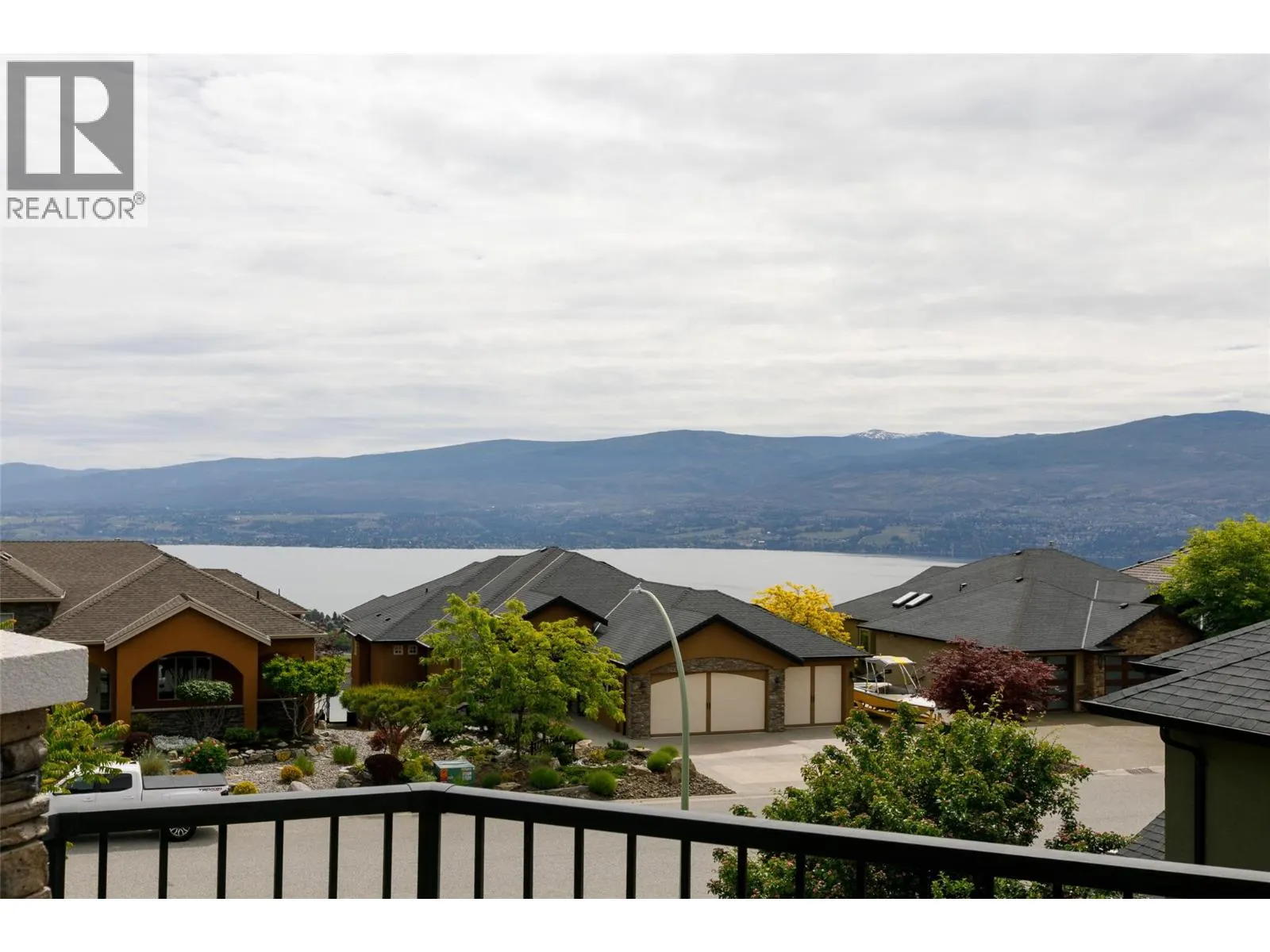 3192 Vineyard View Drive